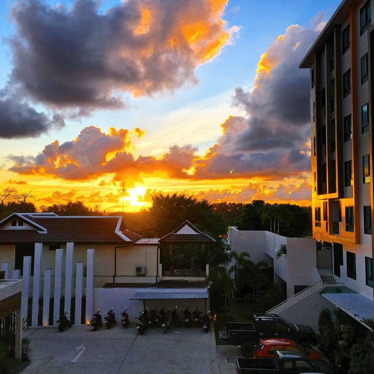Happy Place Phuket Esterno foto