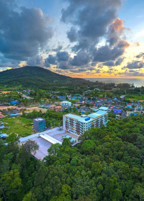 Happy Place Phuket Esterno foto